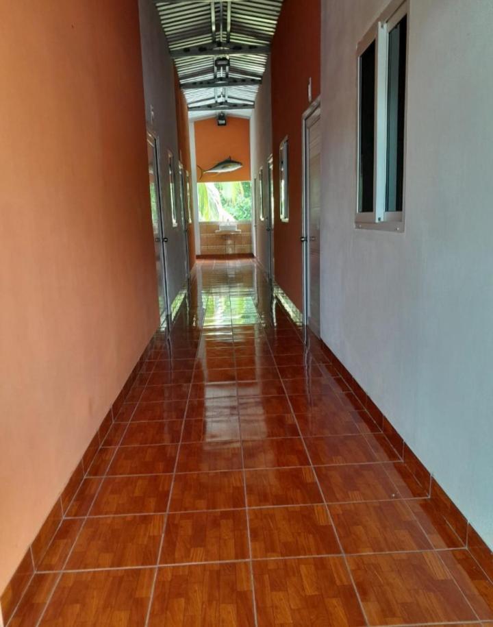 Hotel El Pez Dorado Rio Dulce Town Εξωτερικό φωτογραφία